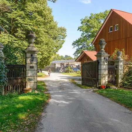 Blockhaus Mitten In Der