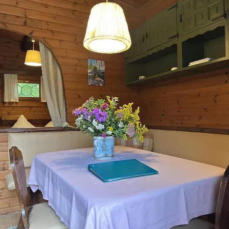 Blockhaus Mitten In Der *