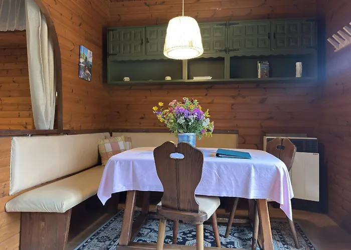 Blockhaus Mitten In Der Eschede