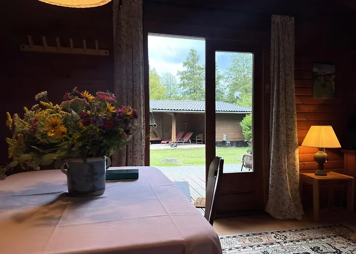 Blockhaus Mitten In Der